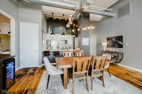 624 E Walnut Street Indianapolis IN 46204
