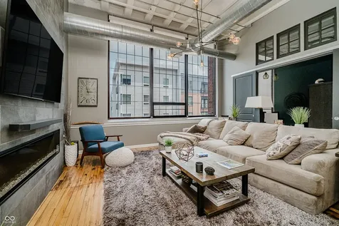624 E Walnut Street Indianapolis IN 46204