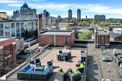 624 E Walnut Street Indianapolis IN 46204