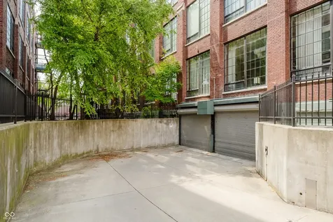 624 E Walnut Street Indianapolis IN 46204