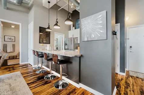 624 E Walnut Street Indianapolis IN 46204