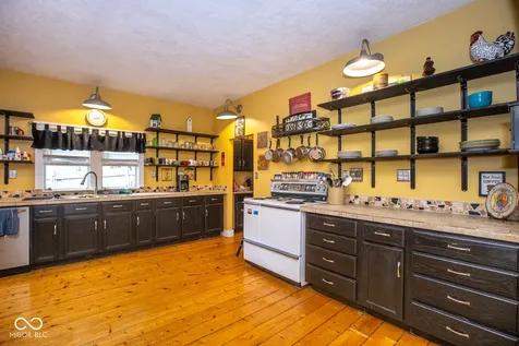 285 John Street Noblesville IN 46060