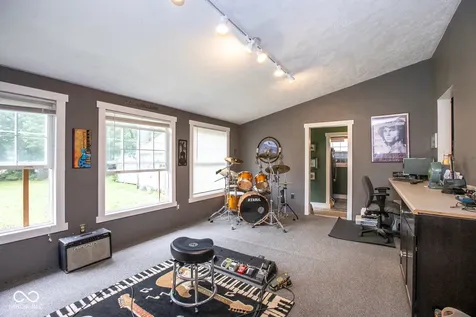 285 John Street Noblesville IN 46060