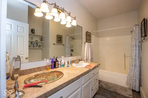 285 John Street Noblesville IN 46060
