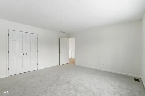11845 Discovery Circle Indianapolis IN 46236