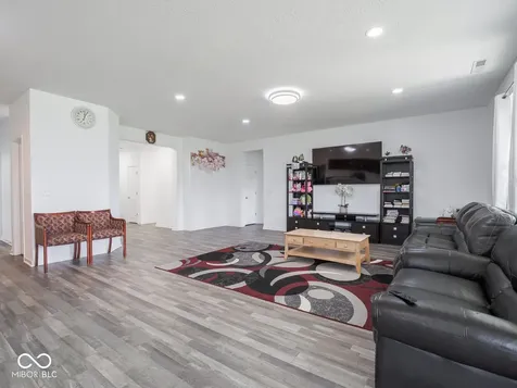 7241 Glen Park Lane Indianapolis IN 46259