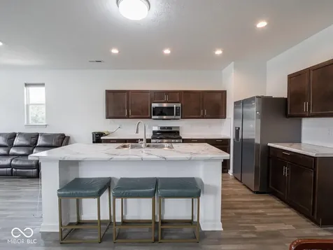 7241 Glen Park Lane Indianapolis IN 46259