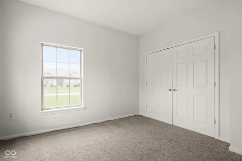 1064 Laurelwood Lane Greenwood IN 46142
