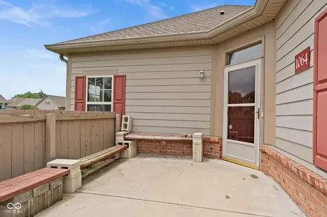 1064 Laurelwood Lane Greenwood IN 46142