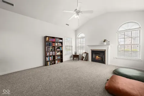 1064 Laurelwood Lane Greenwood IN 46142