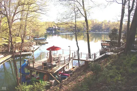 7437 Center Lake Road Nineveh IN 46164