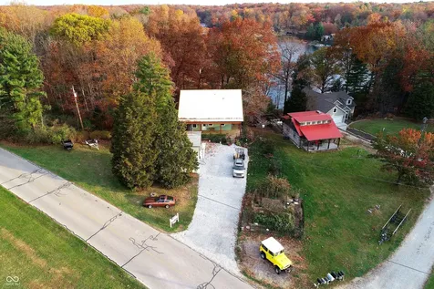 7437 Center Lake Road Nineveh IN 46164