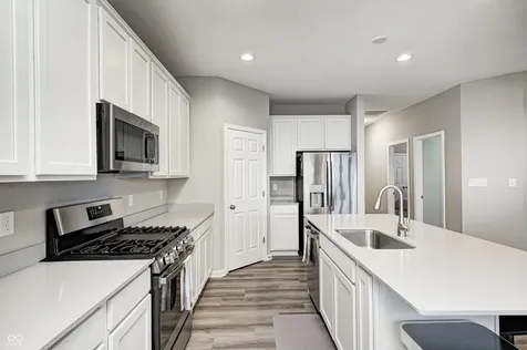 8108 Nik Street Brownsburg IN 46112