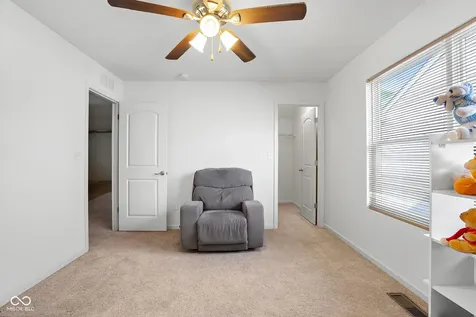 2017 Shadow Creek Boulevard Columbus IN 47201