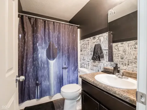 8125 Whistlewood Drive Indianapolis IN 46239