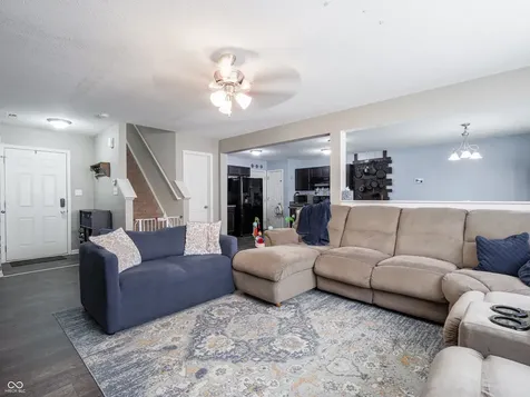 8125 Whistlewood Drive Indianapolis IN 46239