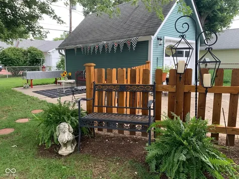 1659 Fisher Avenue Speedway IN 46224