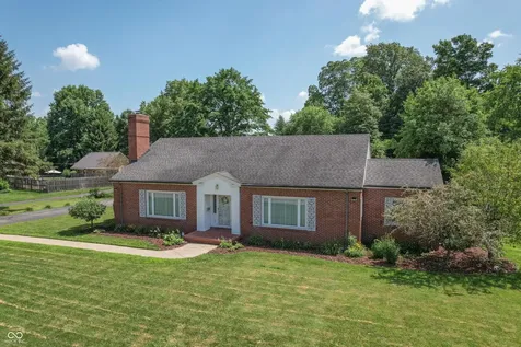 660 East Drive Seymour IN 47274