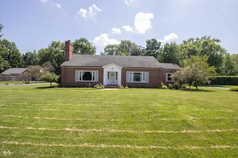 660 East Drive Seymour IN 47274