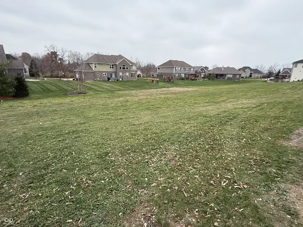 3747 W 121st Street Zionsville IN 46077