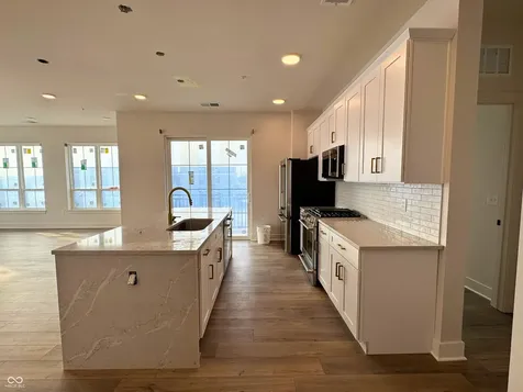 925 Veterans Way Carmel IN 46032