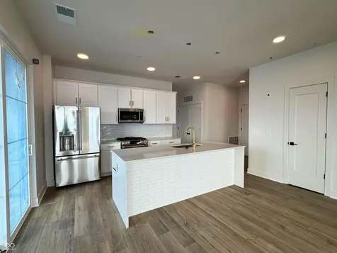 925 Veterans Way Carmel IN 46032