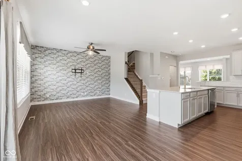 13472 Erlen Drive Fishers IN 46037