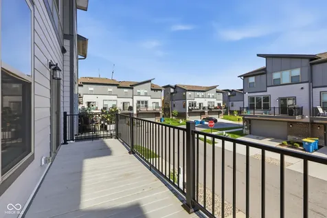 13472 Erlen Drive Fishers IN 46037