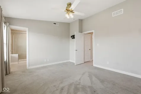 13472 Erlen Drive Fishers IN 46037