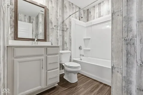 13472 Erlen Drive Fishers IN 46037