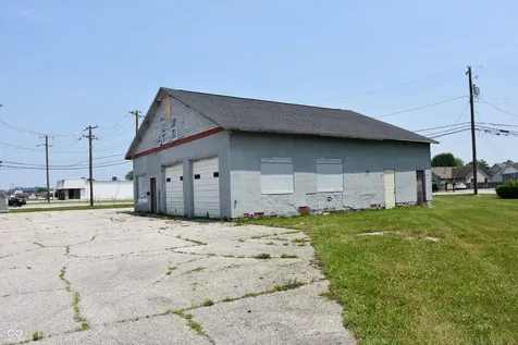 709 Morton Avenue Martinsville IN 46151