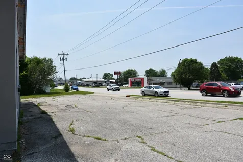 709 Morton Avenue Martinsville IN 46151