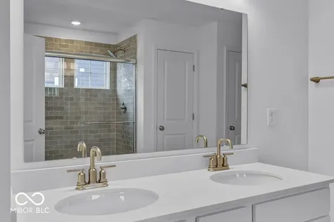 15934 Meadow Frost Court Fishers IN 46037