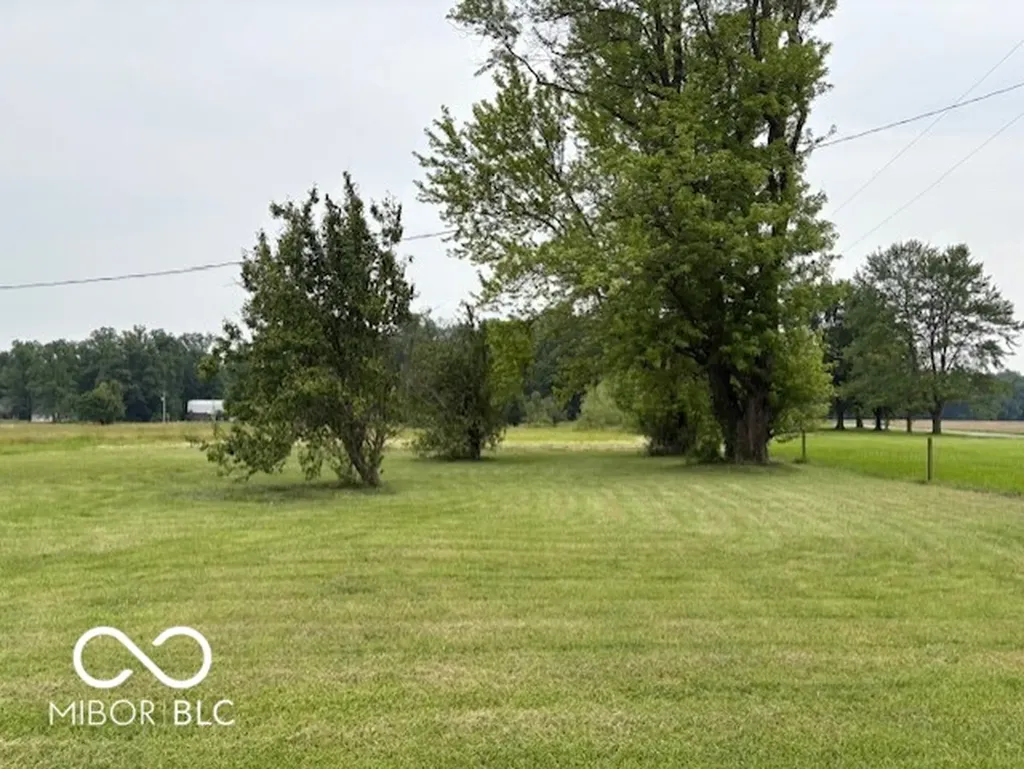 321 E Santee Drive Greensburg IN 47240