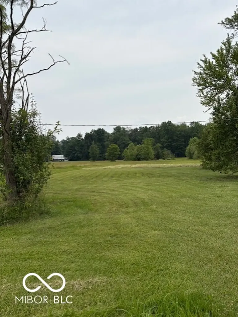 320 E Santee Drive Greensburg IN 47240