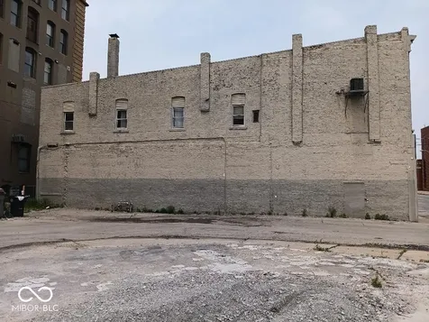 33 E 11th Street Anderson IN 46016