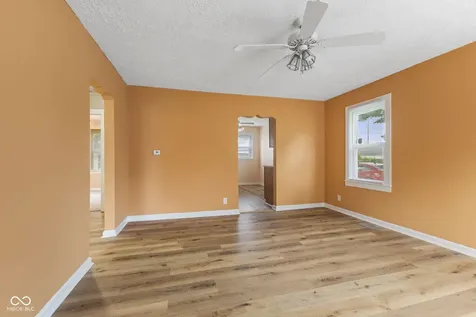 1228 Knox Street E Indianapolis IN 46227