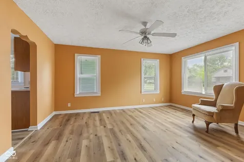 1228 Knox Street E Indianapolis IN 46227