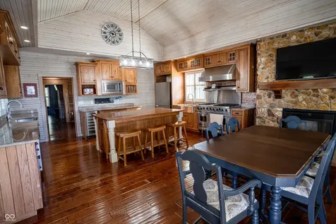115 W State Road 38 Pendleton IN 46064