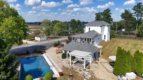 115 W State Road 38 Pendleton IN 46064