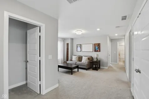 12132 Lantana Lane Fishers IN 46037