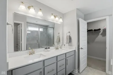 12132 Lantana Lane Fishers IN 46037