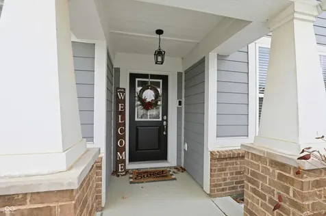 12132 Lantana Lane Fishers IN 46037