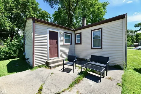 2220 Villa Avenue Indianapolis IN 46203