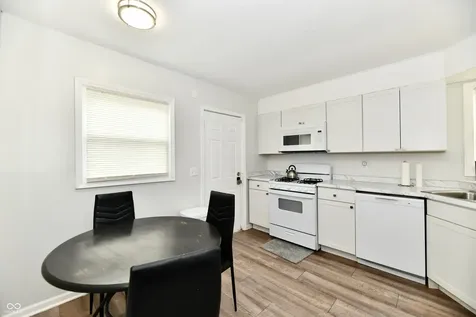 2220 Villa Avenue Indianapolis IN 46203