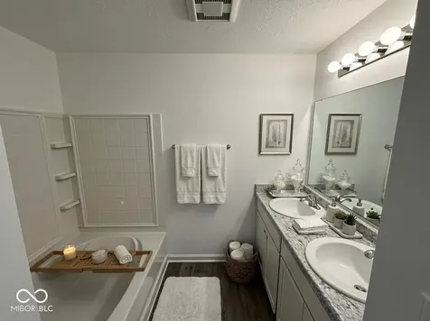 2953 Strauss Lane Indianapolis IN 46239