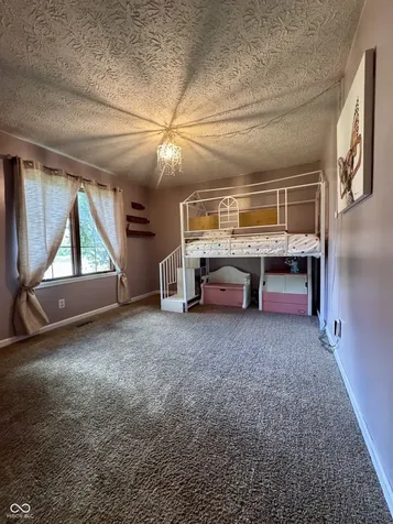 263 Queensway Drive Avon IN 46123