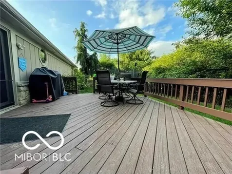 263 Queensway Drive Avon IN 46123