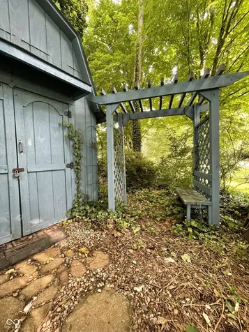 263 Queensway Drive Avon IN 46123