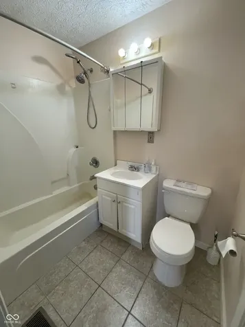 624 Sweetbriar Avenue Whiteland IN 46184